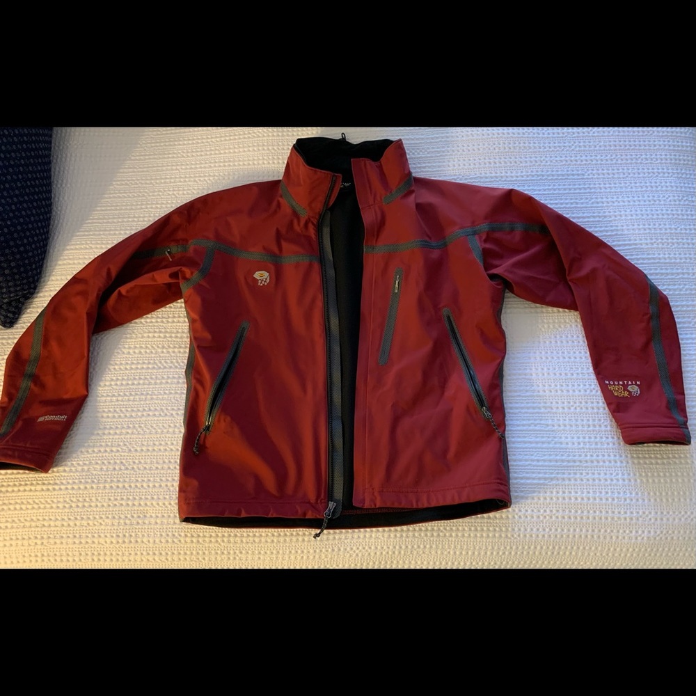 Red, water resistant. Men’s M.